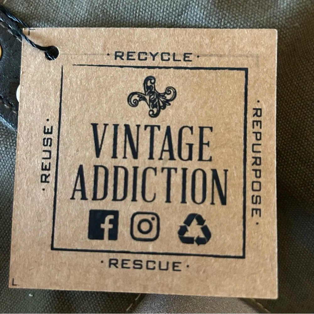 NWT Vintage Addiction Rescue Dog Recycled
Military Tent Tote - Picture 7 of 11